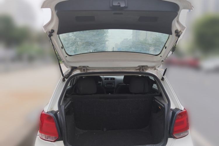 Used Volkswagen Polo 2011 1.4L Manual ZhiLe Edition Trunk