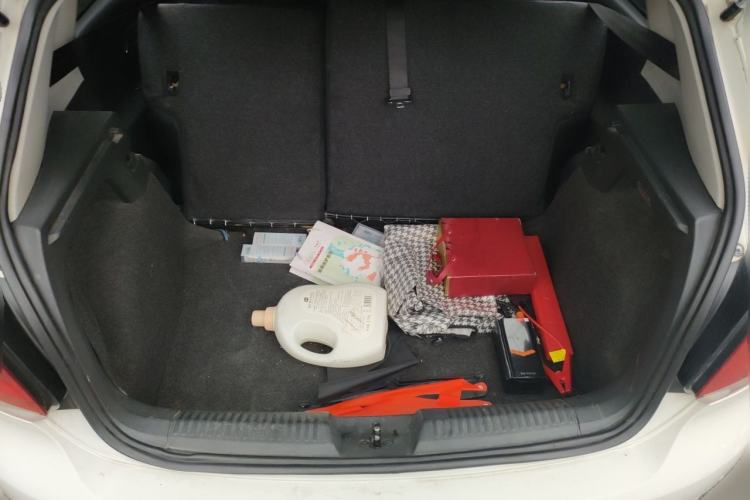 Used Volkswagen Polo 2011 1.6L Automatic ZhiShang Version Trunk