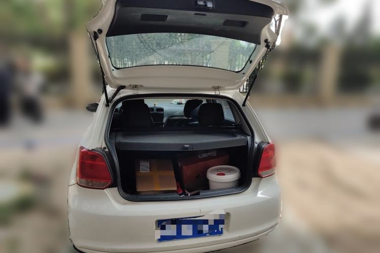Used Volkswagen Polo 2011 1.4L Manual ZhiLe Edition Trunk