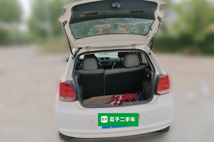 Used Volkswagen Polo 2011 1.6L Manual ZhiShang Edition Trunk