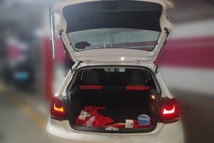 Used Volkswagen Polo 2011 1.4L Manual ZhiLe Edition Trunk