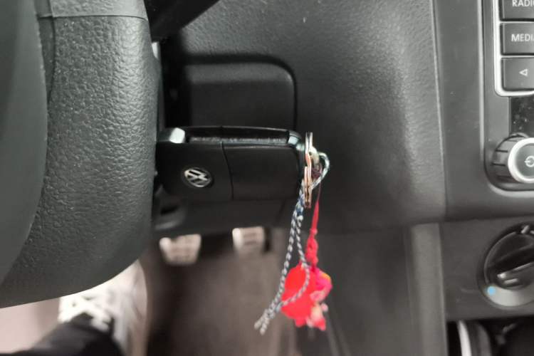 Used Volkswagen Polo 2011 1.4L Manual ZhiLe Edition Vehicle Key