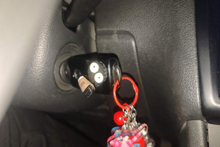Used Volkswagen Polo 2011 1.6L Automatic ZhiShang Version Vehicle Key