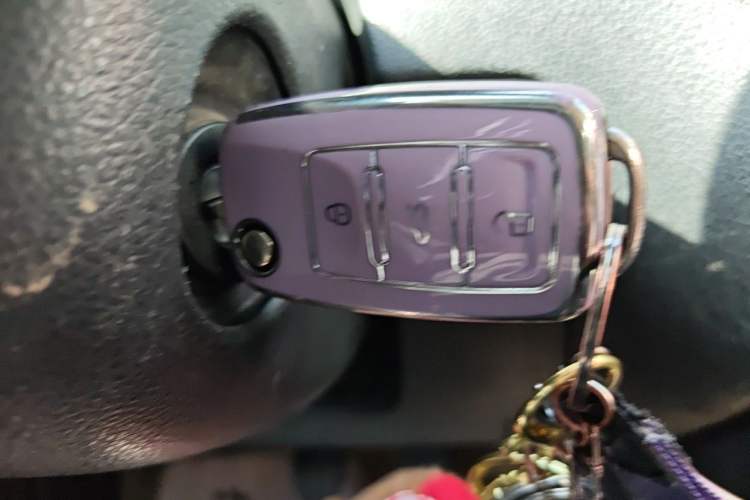 Used Volkswagen Polo 2011 1.4L Manual ZhiLe Edition Vehicle Key