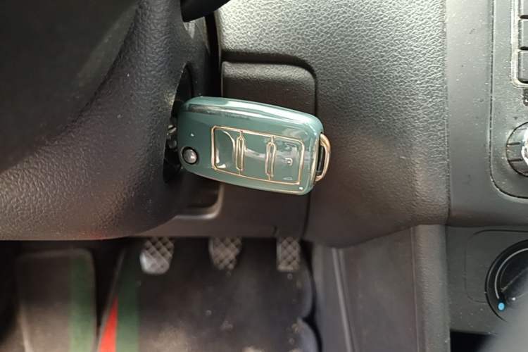 Used Volkswagen Polo 2011 1.4L Manual ZhiLe Edition Vehicle Key