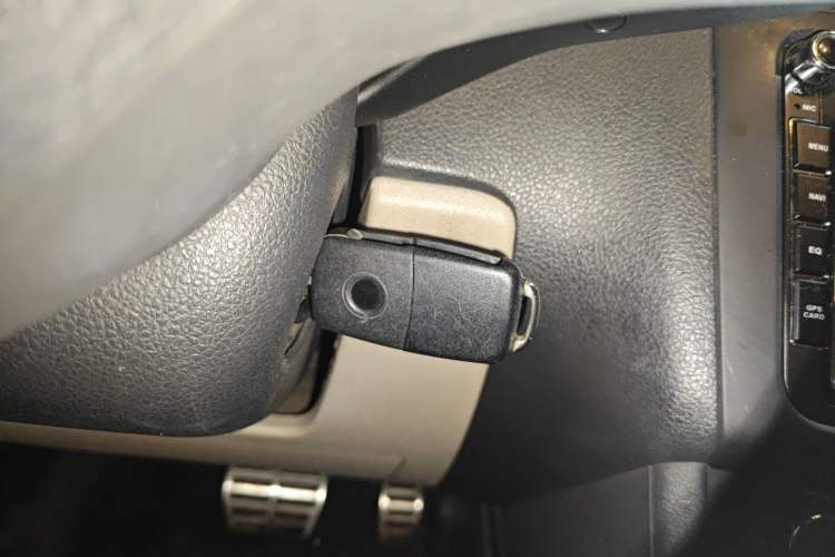Used Volkswagen Polo 2011 1.4L Automatic ZhiCool Edition Vehicle Key