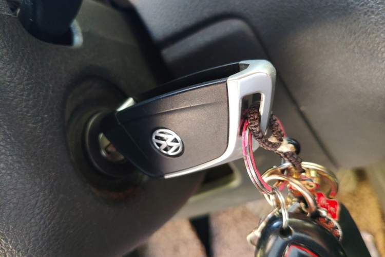 Used Volkswagen Polo 2011 1.6L Automatic ZhiKu Edition Vehicle Key