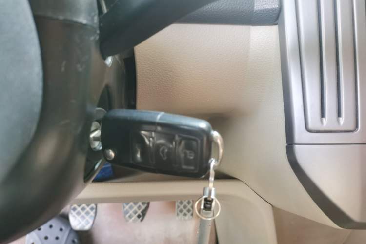 Used Volkswagen Polo 2011 Jingqu 1.4L Manual Shishang Edition Vehicle Key