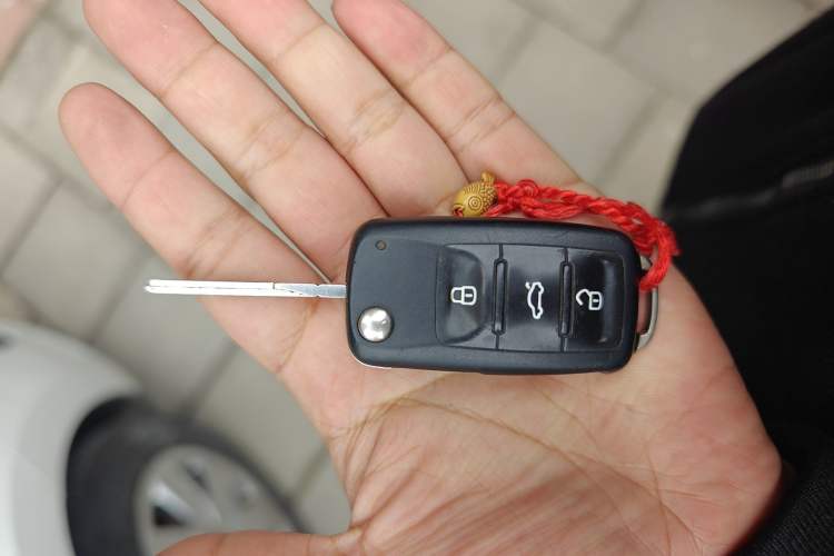 Used Volkswagen Polo 2011 1.4L Manual ZhiLe Edition Vehicle Key
