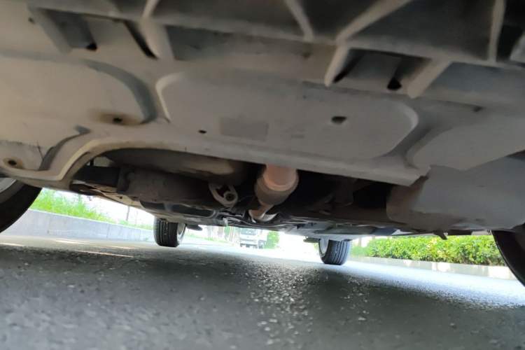 Used Volkswagen Polo 2011 1.6L Automatic ZhiShang Version Chassis Front