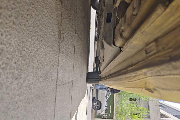 Used Volkswagen Polo 2011 1.6L Manual ZhiShang Edition Chassis Rear Right