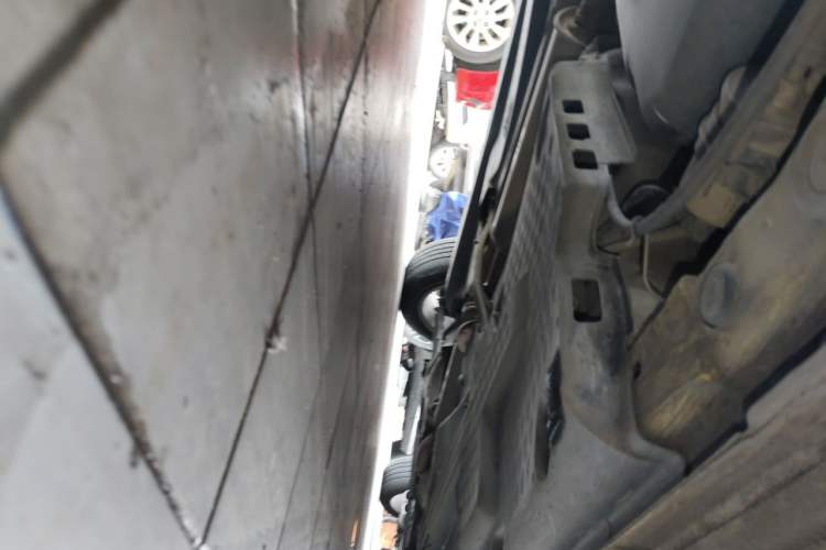 Used Volkswagen Polo 2011 1.6L Automatic ZhiKu Edition Chassis Rear Right