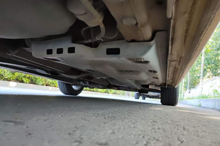 Used Volkswagen Polo 2011 1.6L Automatic ZhiShang Version Chassis Rear Right
