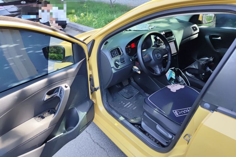 Used Volkswagen Polo 2011 1.6L Automatic ZhiShang Version Driver Seat