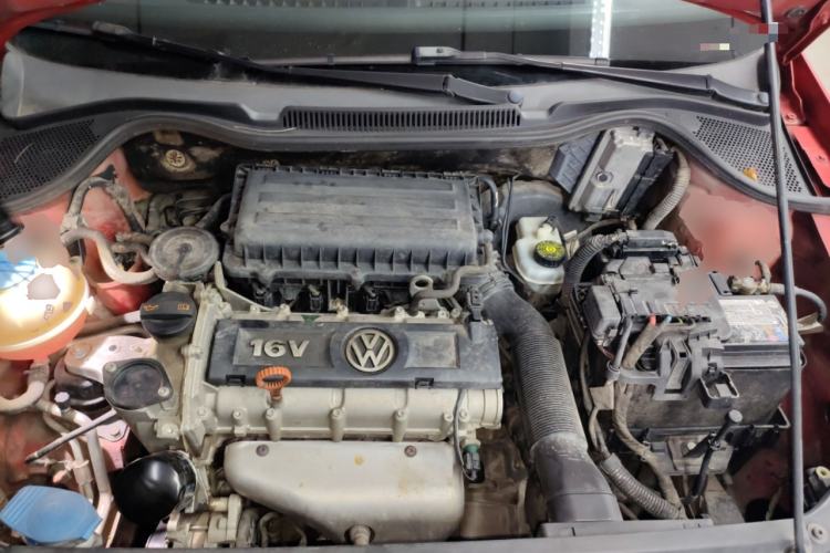 Used Volkswagen Polo 2011 1.6L Automatic ZhiKu Edition Engine Bay