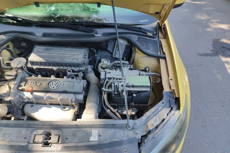 Used Volkswagen Polo 2011 1.6L Automatic ZhiShang Version Engine Bay Left
