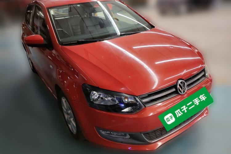 Used Volkswagen Polo 2011 1.6L Automatic ZhiKu Edition Front Right 45 Deg