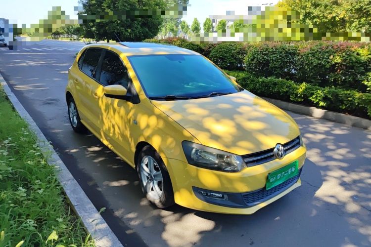Used Volkswagen Polo 2011 1.6L Automatic ZhiShang Version Front Right 45 Deg