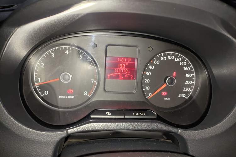 Used Volkswagen Polo 2011 1.6L Automatic ZhiKu Edition Instrument Cluster