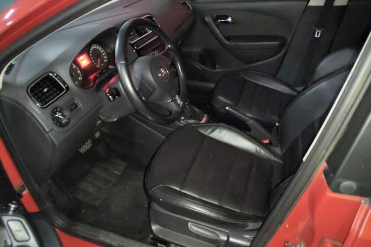 Used Volkswagen Polo 2011 1.6L Automatic ZhiKu Edition Left Front Seat