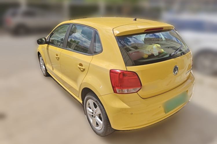 Used Volkswagen Polo 2011 1.6L Manual ZhiShang Edition Rear Left 45 Deg