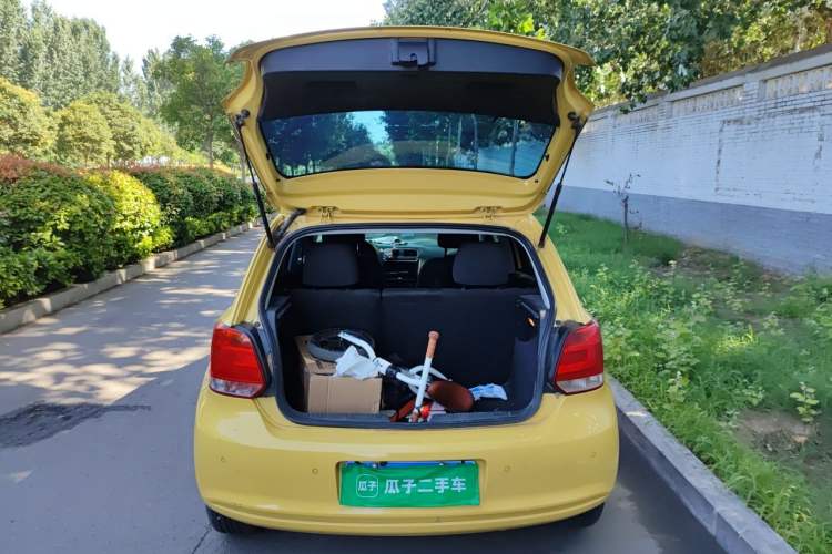 Used Volkswagen Polo 2011 1.6L Automatic ZhiShang Version Trunk