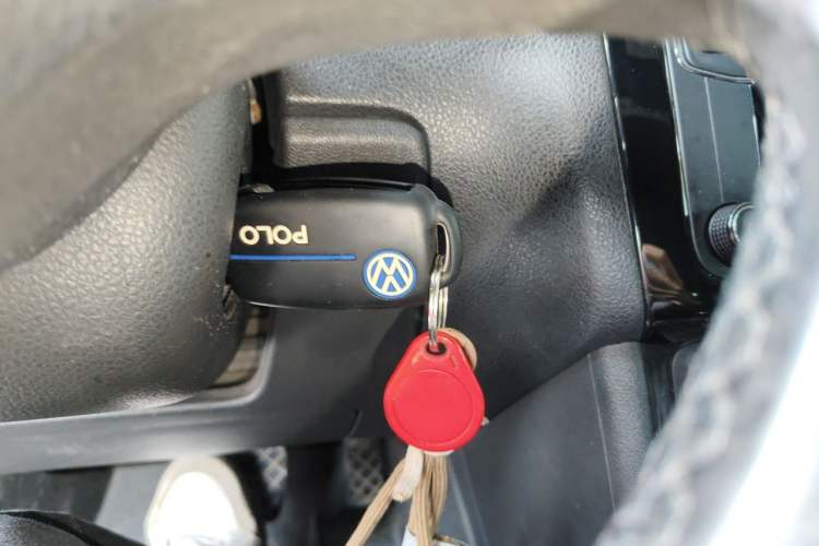 Used Volkswagen Polo 2011 1.6L Automatic ZhiKu Edition Vehicle Key