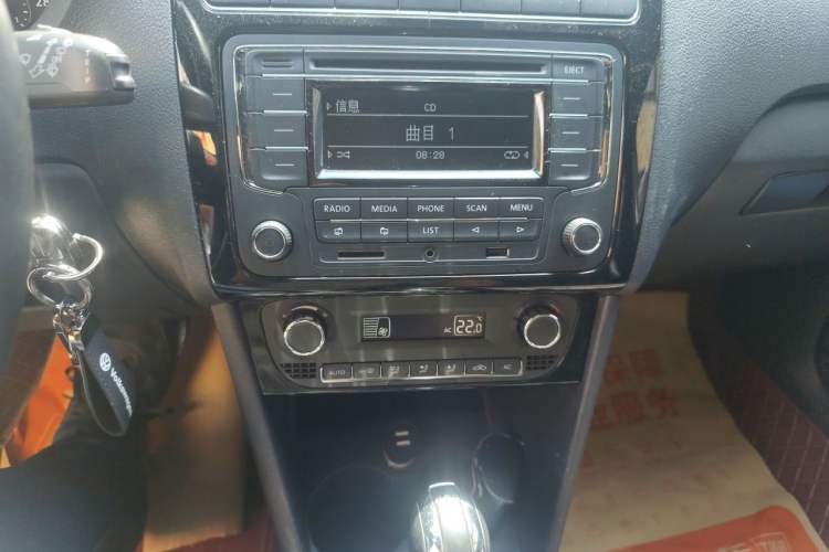Used Volkswagen Polo 2012 1.4TSI GTI Audio And AC Panel