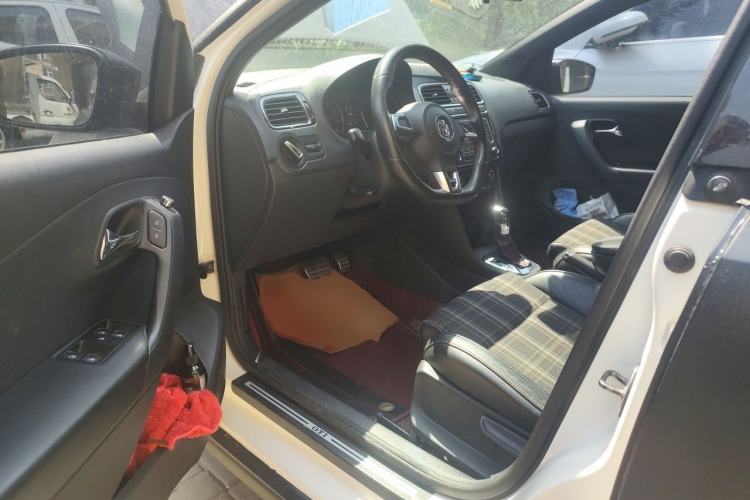 Used Volkswagen Polo 2012 1.4TSI GTI Driver Seat