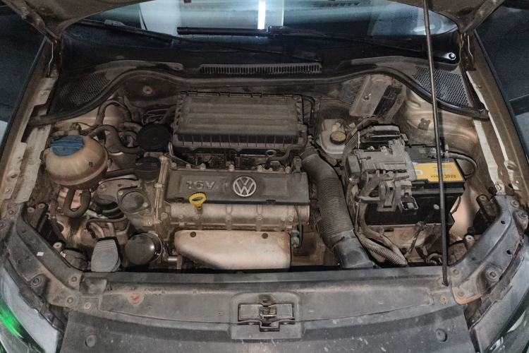 Used Volkswagen Polo 2012 1.6L Cross Polo Automatic Transmission Engine Bay