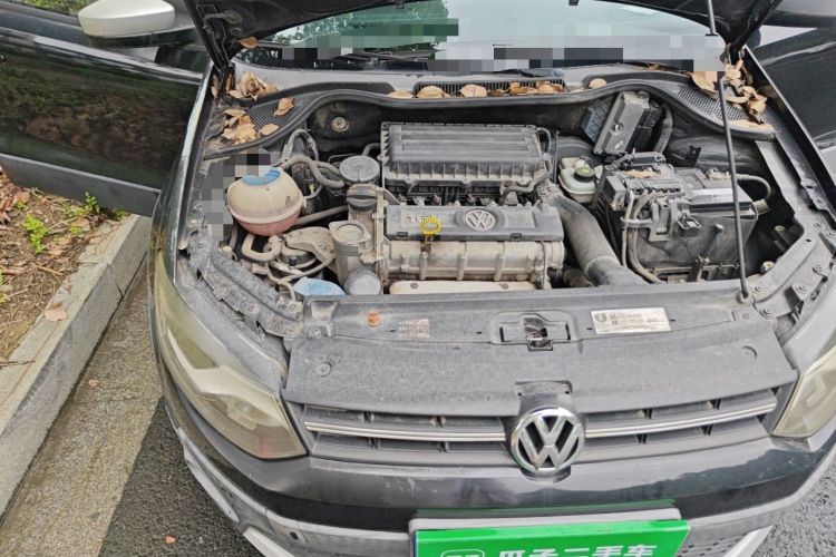 Used Volkswagen Polo 2012 1.6L Cross Polo Automatic Transmission Engine Bay Right