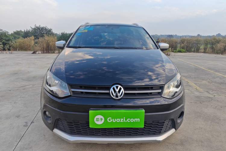 Used Volkswagen Polo 2012 1.6L Cross Polo MT Exterior 1