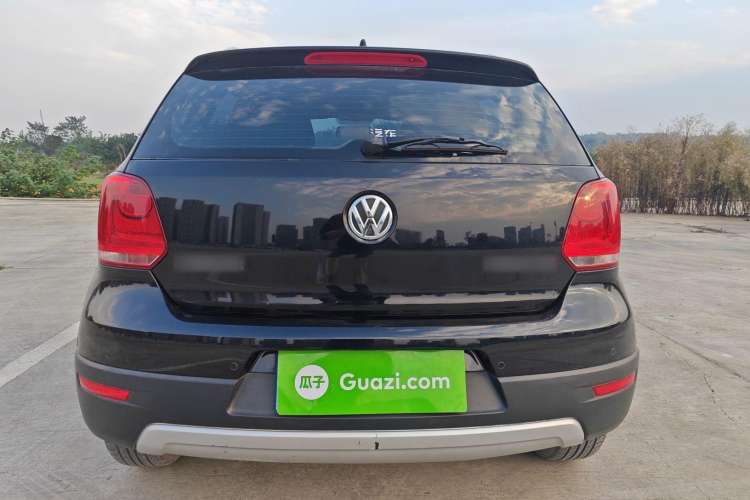 Used Volkswagen Polo 2012 1.6L Cross Polo MT Exterior 4