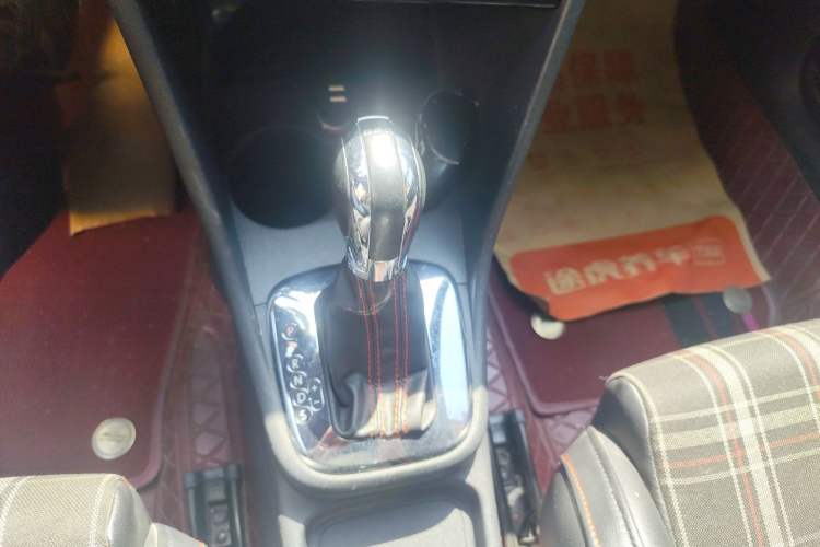 Used Volkswagen Polo 2012 1.4TSI GTI Gear Lever
