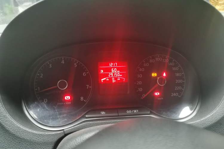 Used Volkswagen Polo 2012 1.6L Cross Polo MT Instrument Cluster
