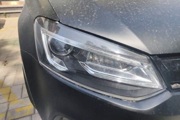 Used Volkswagen Polo 2012 1.4TSI GTI Right Front Headlight
