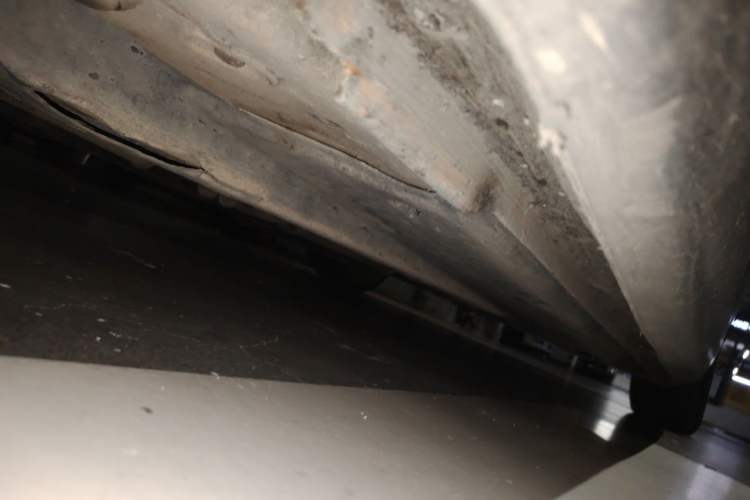 Used Volkswagen Polo 2012 1.6L Cross Polo MT Chassis Front Left
