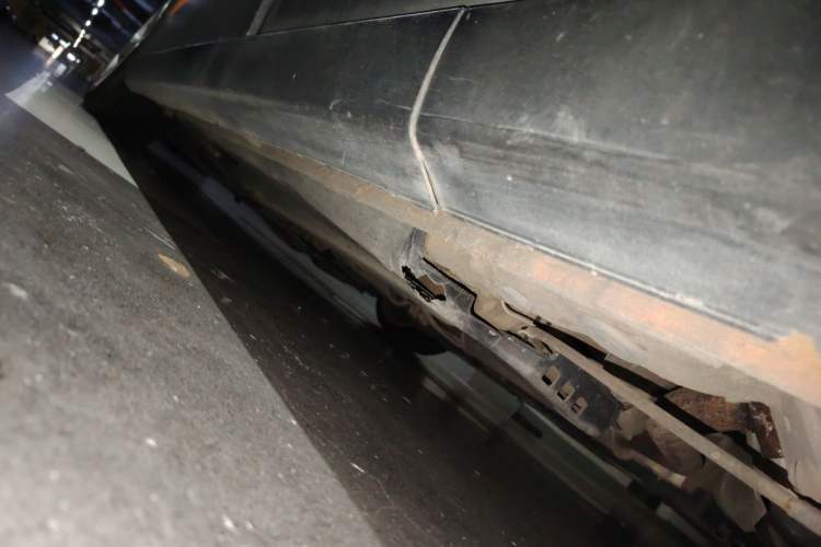 Used Volkswagen Polo 2012 1.6L Cross Polo MT Chassis Rear Left