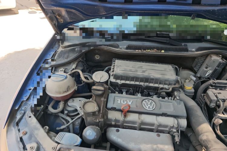 Used Volkswagen Polo 2012 1.6L Cross Polo Automatic Transmission Engine Bay Right