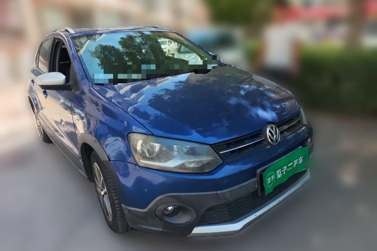 Used Volkswagen Polo 2012 1.6L Cross Polo Automatic Transmission Front Right 45 Deg