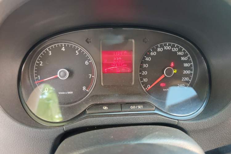 Used Volkswagen Polo 2012 1.6L Cross Polo Automatic Transmission Instrument Cluster