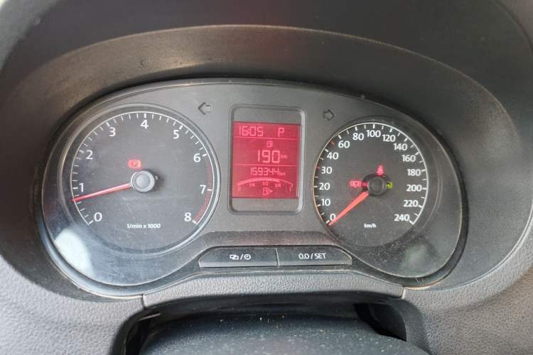 Used Volkswagen Polo 2012 1.6L Cross Polo Automatic Transmission Instrument Cluster
