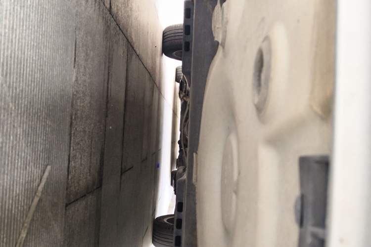 Used Volkswagen Polo 2012 1.6L Cross Polo MT Chassis Rear