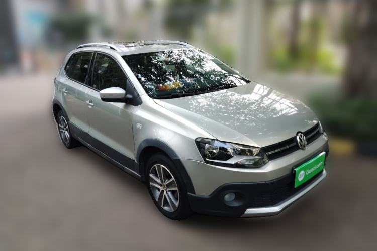 Used Volkswagen Polo 2012 1.6L Cross Polo Automatic Transmission Front Right 45 Deg