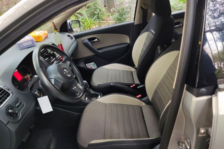 Used Volkswagen Polo 2012 1.6L Cross Polo Automatic Transmission Left Front Seat