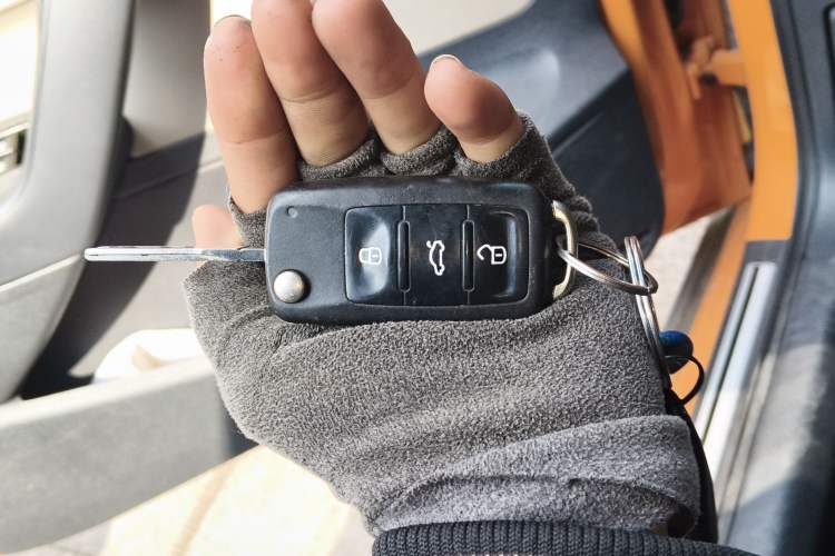 Used Volkswagen Polo 2012 1.6L Cross Polo MT Vehicle Key