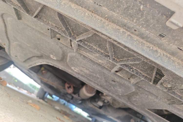 Used Volkswagen Polo 2012 1.6L Cross Polo MT Chassis Front