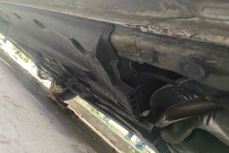 Used Volkswagen Polo 2012 1.6L Cross Polo MT Chassis Rear Left