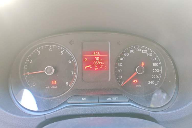 Used Volkswagen Polo 2012 1.6L Cross Polo MT Instrument Cluster