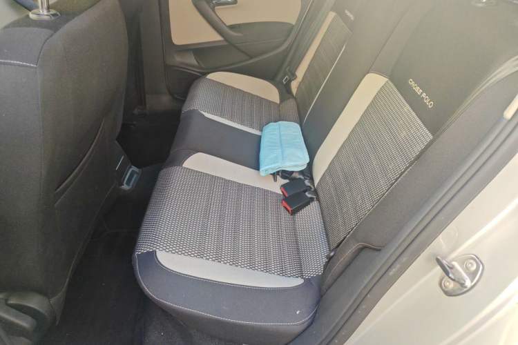 Used Volkswagen Polo 2012 1.6L Cross Polo MT Left Rear Seat